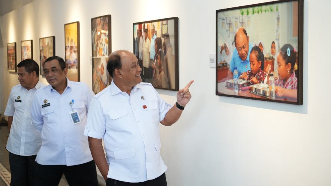 Kepala Badan Gizi Nasional Batam Apresiasi Pameran Fotografi Satu Tahun BGN Batam